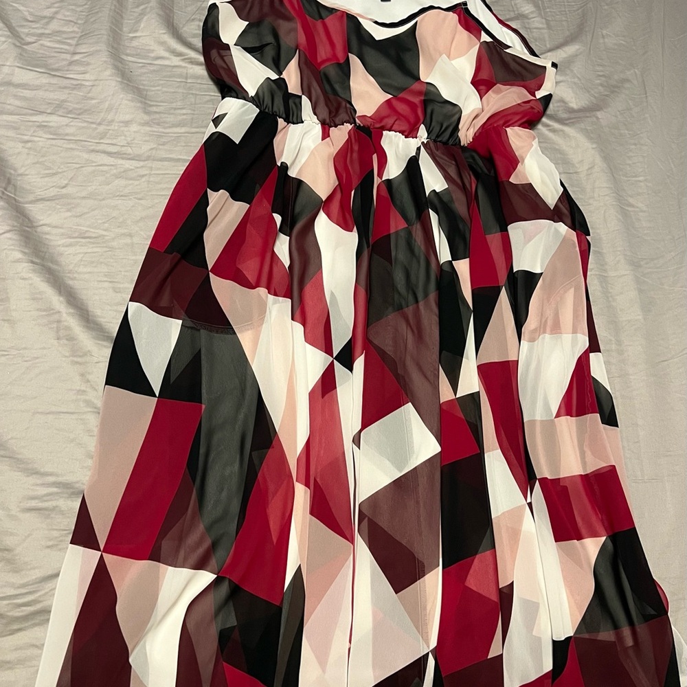 Torrid size 2 Pink and Cream Geometric Dress